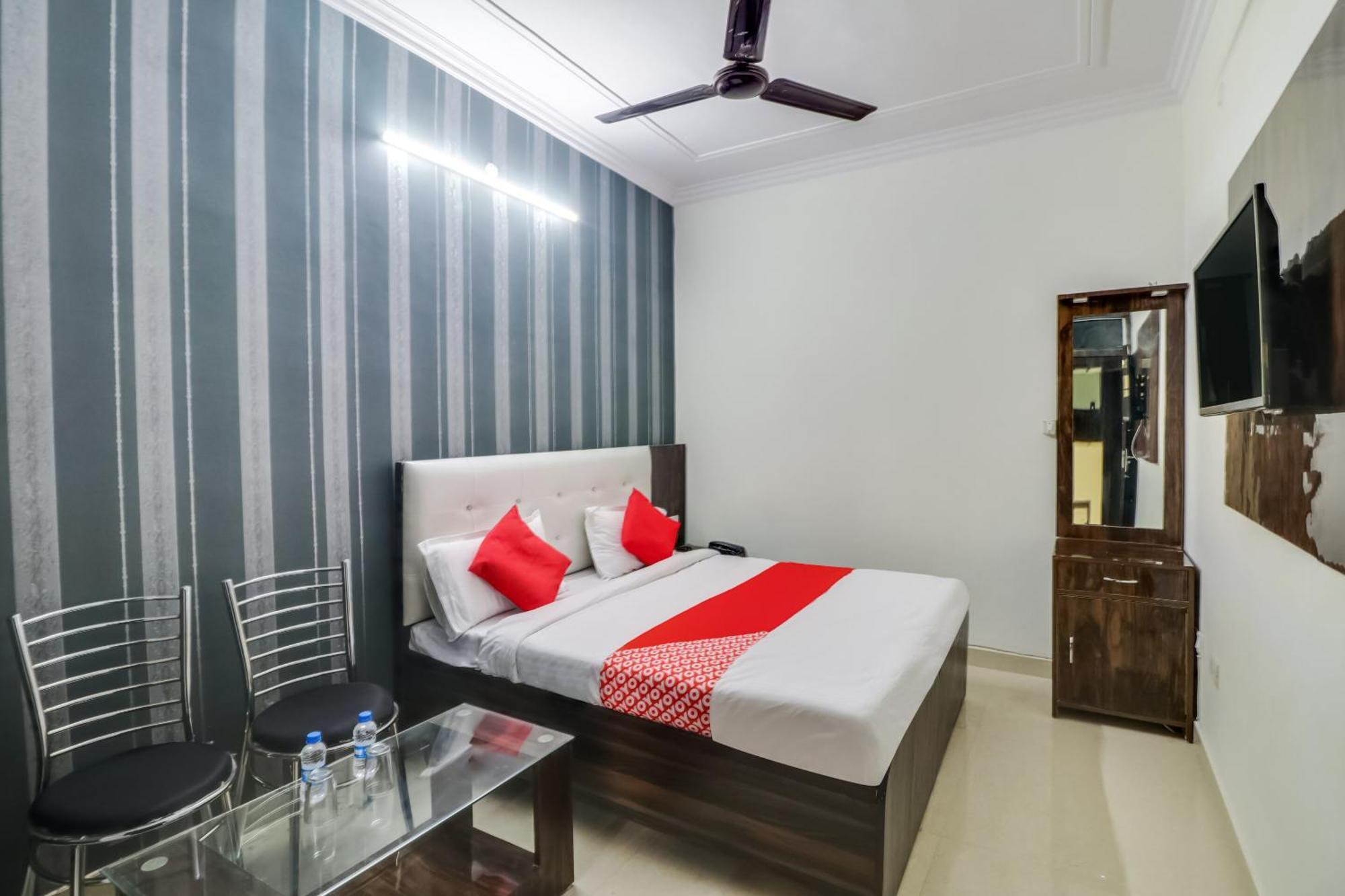 Hotel O Rodstar Chinhat Zewnętrze zdjęcie