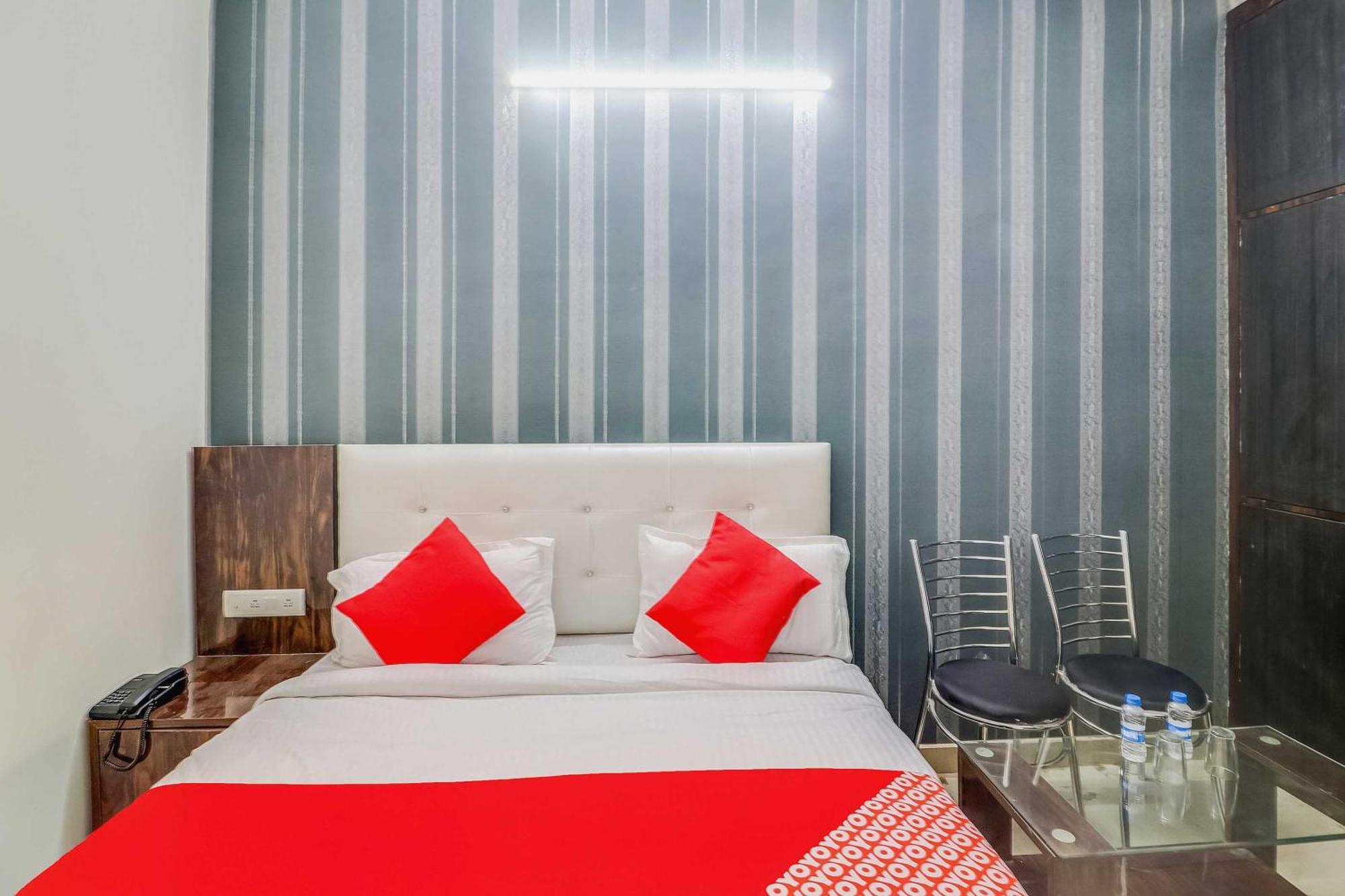 Hotel O Rodstar Chinhat Zewnętrze zdjęcie