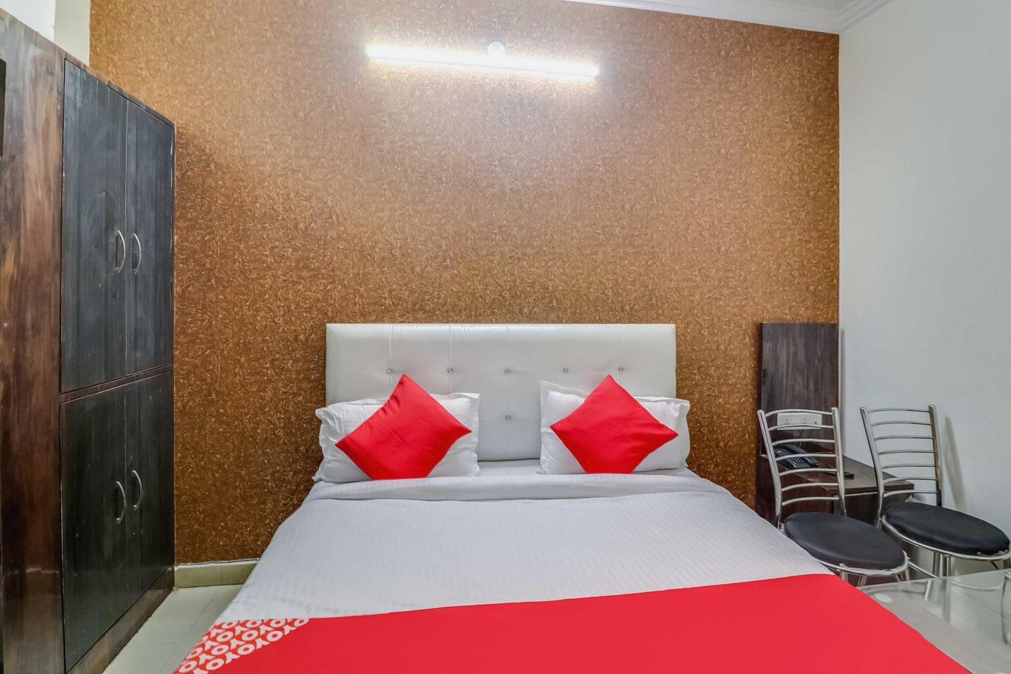 Hotel O Rodstar Chinhat Zewnętrze zdjęcie